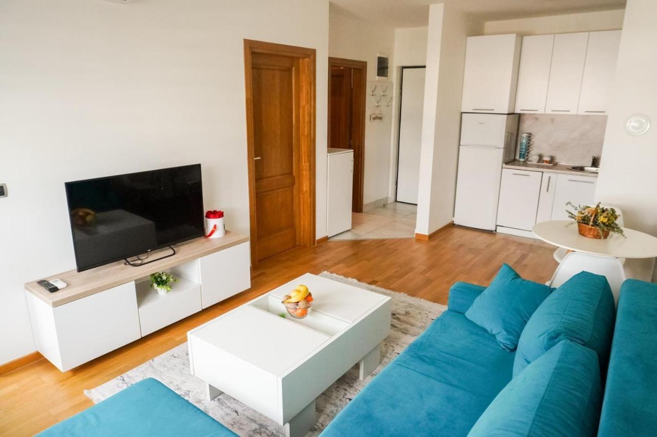 Apartment “ada” *